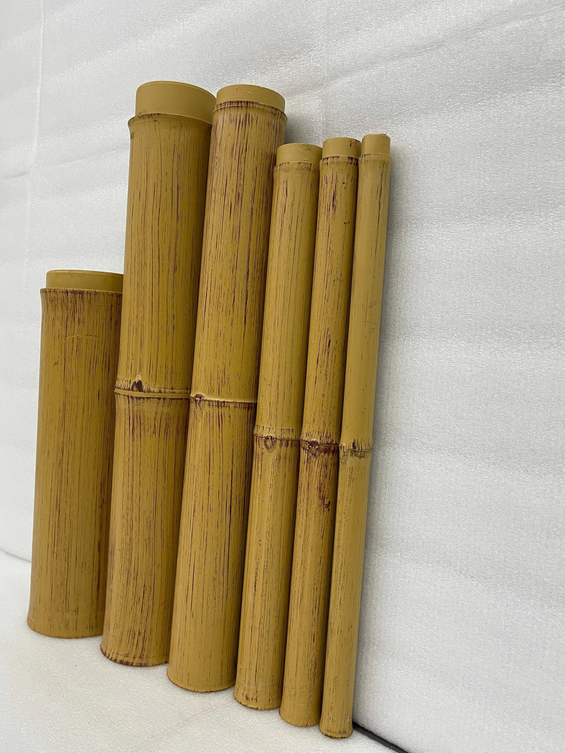tre nhân tạo
