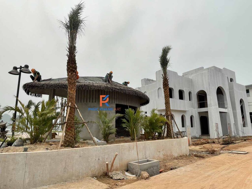 thi công rơm nhân tạo trên mái bê tông bằng lưới hàn mạ kẽm