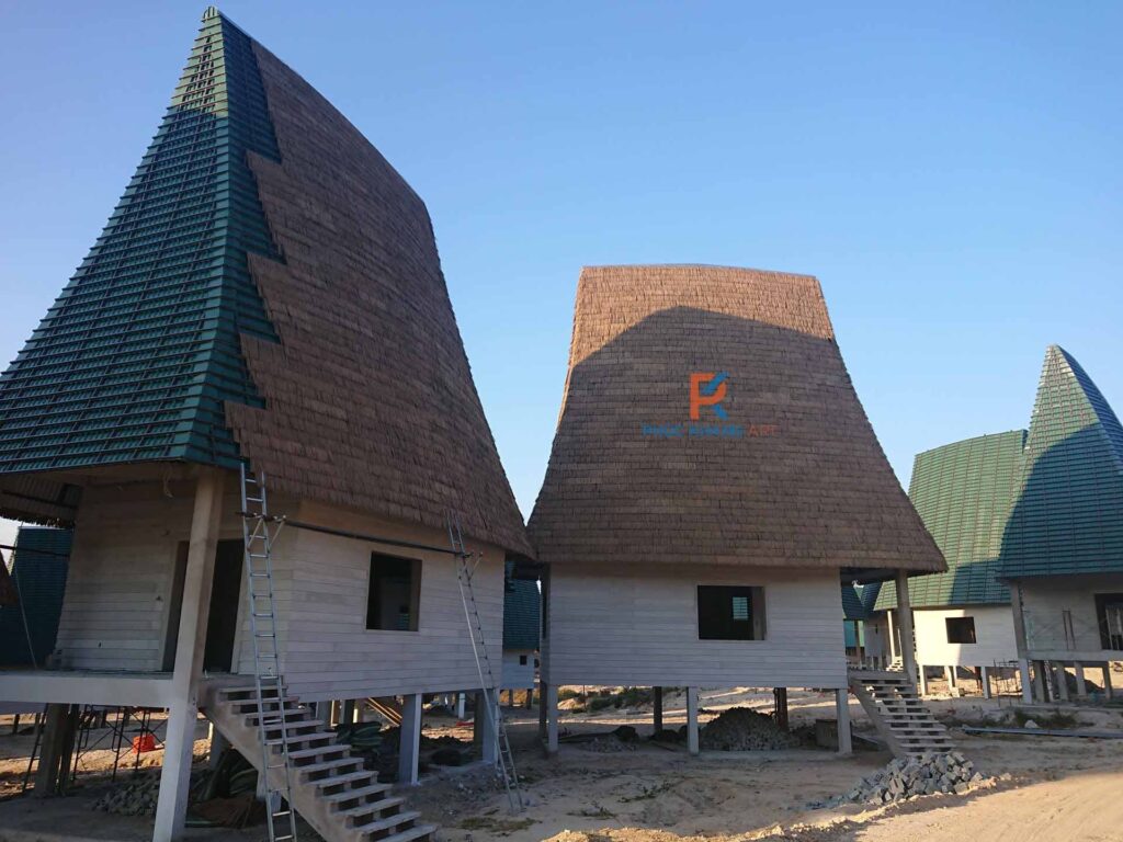 Công trình nghỉ dưỡng tại Rạng Đông thi công mái rơm nhân tạo quy mô lớn