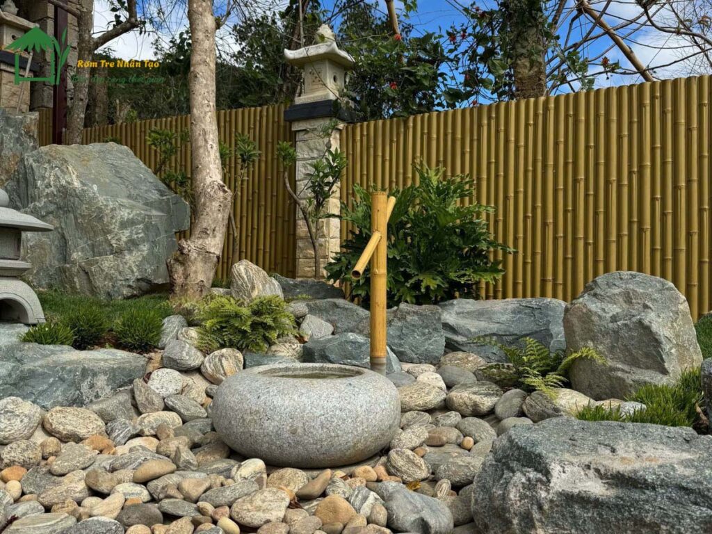 Ảnh thực tế vách tre nhân tạo và ống nước tre nhân tạo 