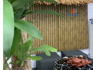 Tre nhân tạo trang trí sân vườn